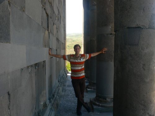 Im really honest and kind. Im looking for someone that match with me.I will g...