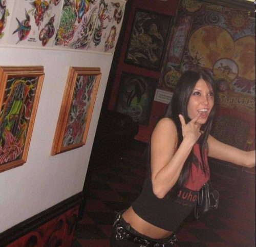 Hi there :) ) 
I'm 21 years old. Living now in big LA and trying to find some...