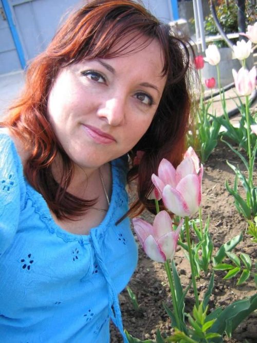 I am a sensitive, romantic, trustworthy person, who dreams of Love that lasts...