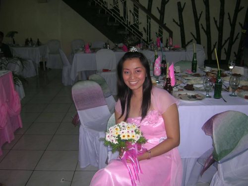 I'm a simple person. I would say that im kind, genuine, loving, honest, trust...