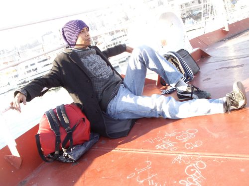 Hi everyone! my name is paul. im asian but in this moment i live in italy and...