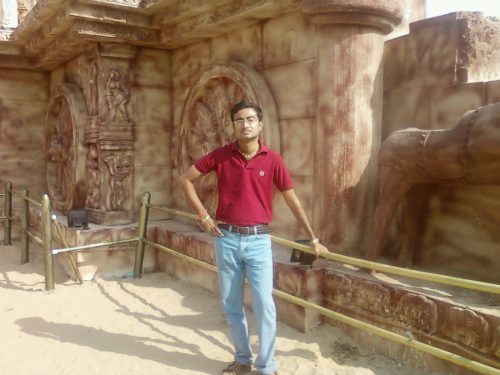Myslf Avi a fun a peace luvng guy luv wanna a swt gal wo wl tkcr of me n vice...