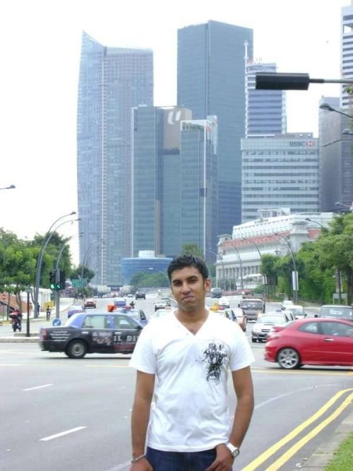 About me i don know wat 2 tell u guys........... 
But let me try...I dont kno...