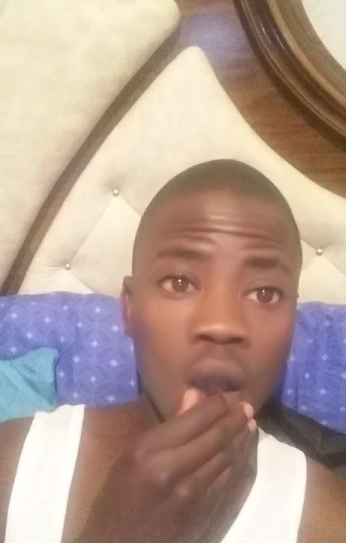 Hllws beautiful ladies here is ur cute guy Wakaz omtsandy and im lukng fr a y...