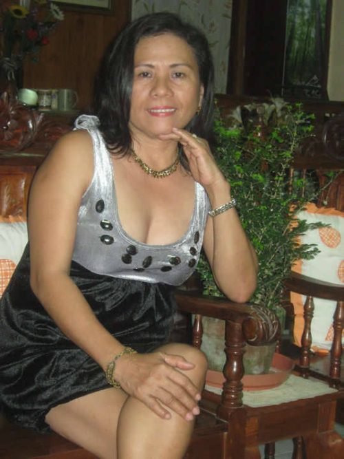 I am sweet caring, loving, faithful, passionate, self honest and a one man wo...