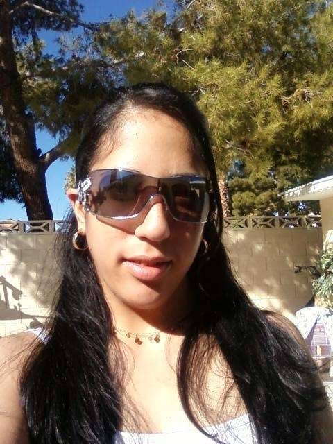Am looking for real man that will take me for who i am and love me till etern...