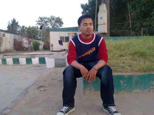 Hi i am amit kumar tamang from nepal bu i am working in saudi arabia i am loo...