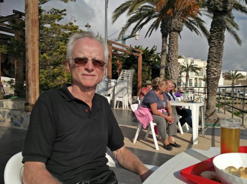 I am looking for a beautiful, sporty and honest woman