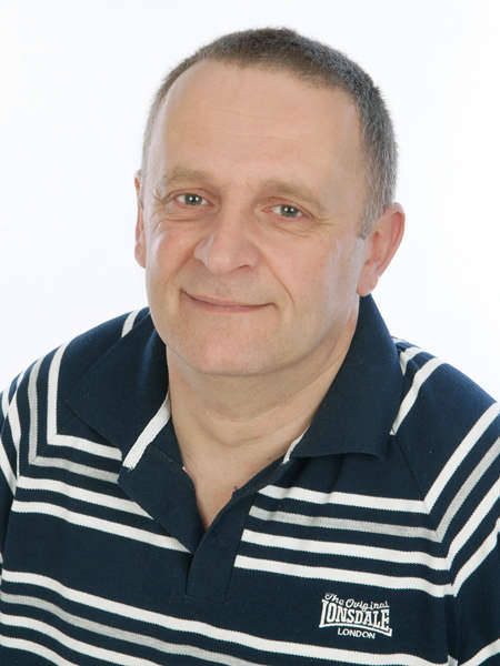 Im looking for caing considerate and genuine woman. im divorced and lonely. 
...