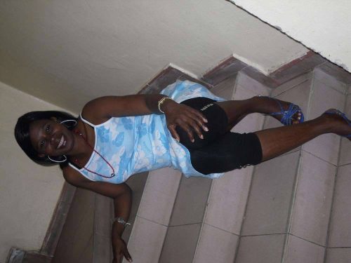 Am  good  looking  woman  that like  to be  trusted in all ways, striaght  fo...