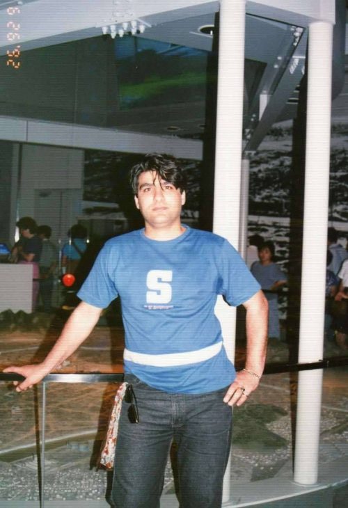 I am very active, honest, hard working, open mind and love life, looking for ...