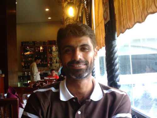 Hi I'm  6' 2" tall from Pakistan.. A Friendly and open person who could talk ...